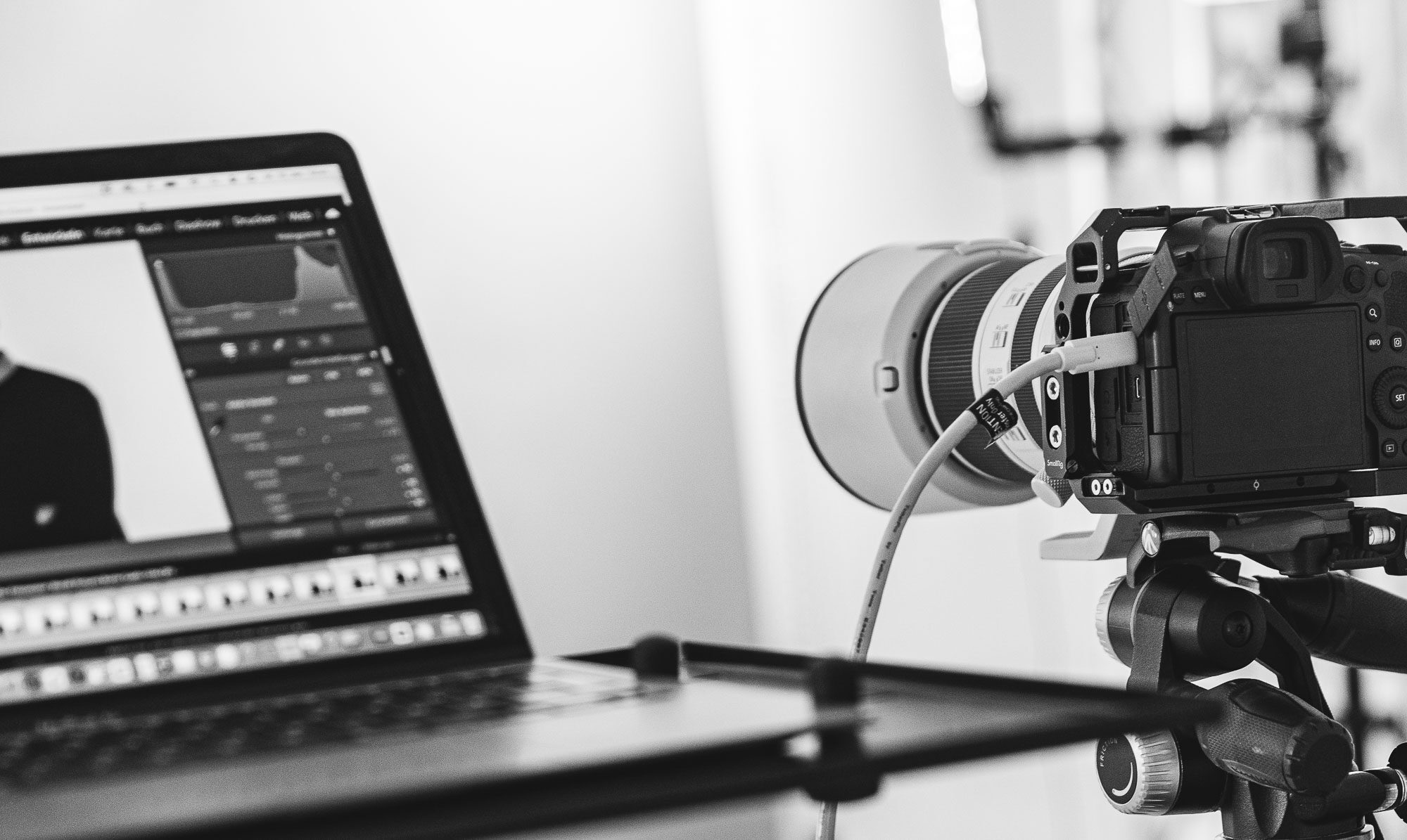 Fotograf Lars Wendt aus Rellingen bietet professionelle Fotografie in seinem Fotostudio.